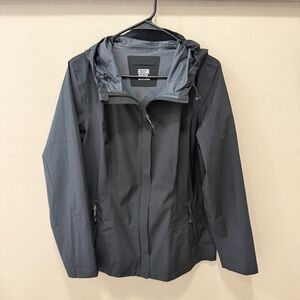 Women’s 32° Cool Black Windbreaker Shell Jacket Sz M NWOT